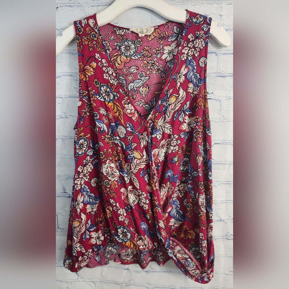 Pink Rose Sleeveless Pink And Floral Pattern Tank Top Large